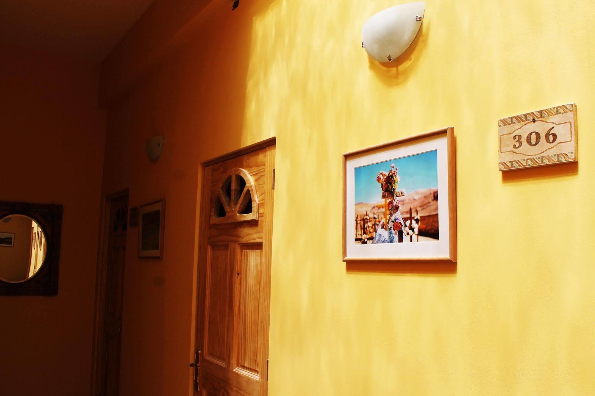 Ayelen Express Hotel Calama Kültér fotó